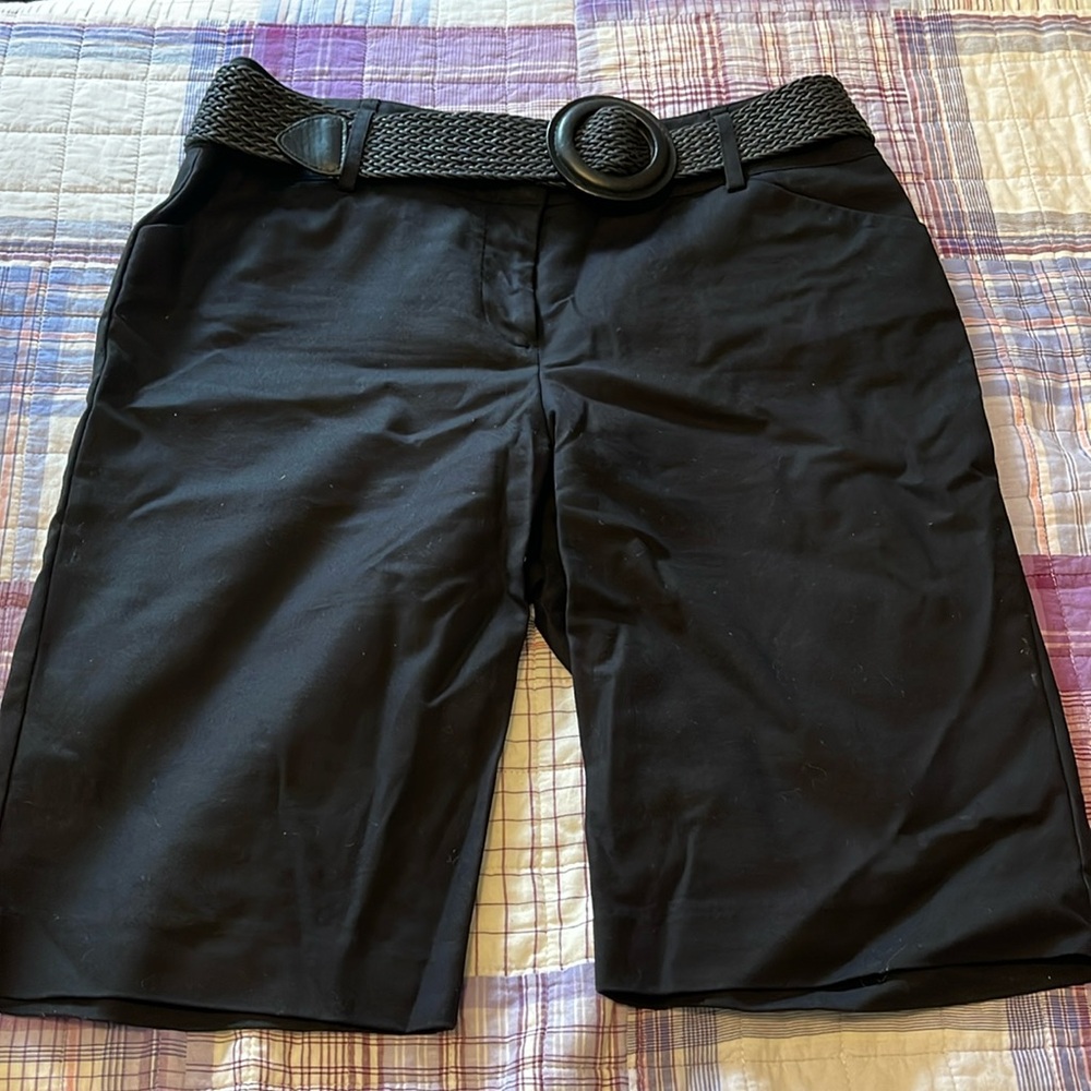 Dana Bachman Black Bermuda Shorts with Belt size 12